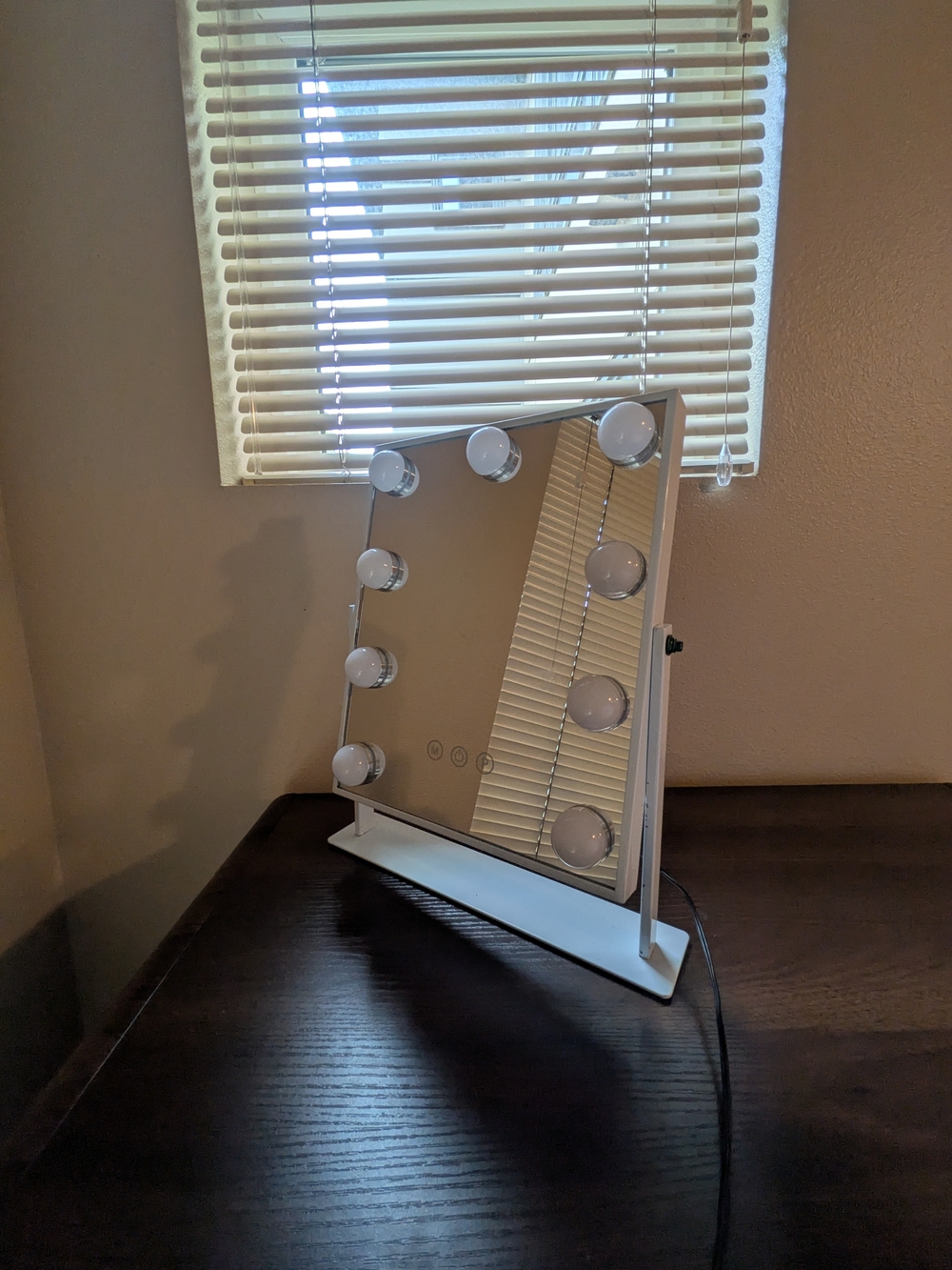 LED Vanity Mirror with White Frame and Hollywood Lights